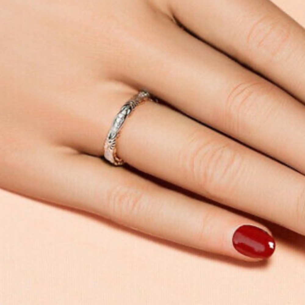 New two tone Wedding band Ring - Picture 3 of 5